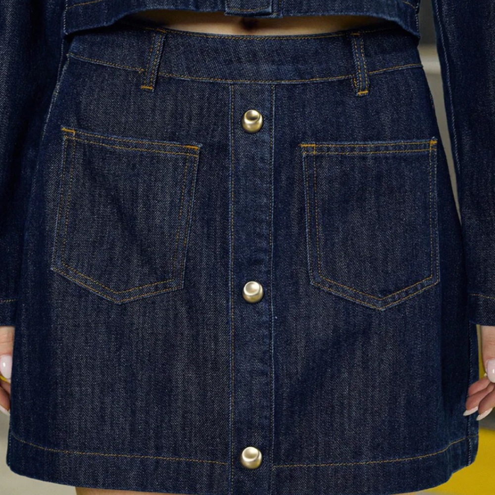 👖🚙👥Dark Blue Button-Front Denim Mini Skirt - Picture 7 of 14